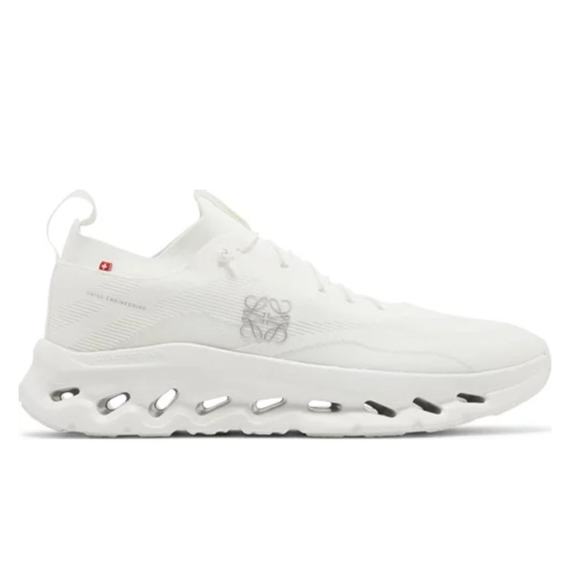 LOEWE x On Cloudtilt All White